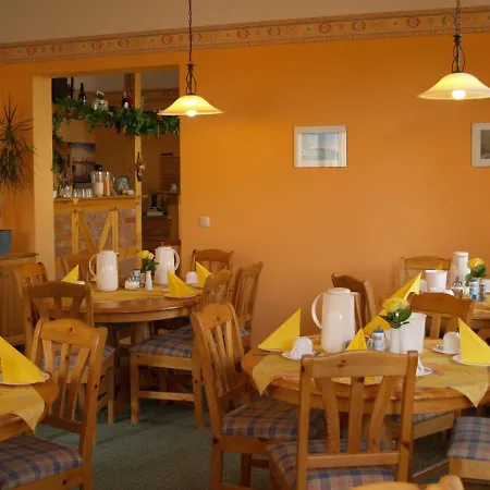 Haus Edelweiss 3* Binz
