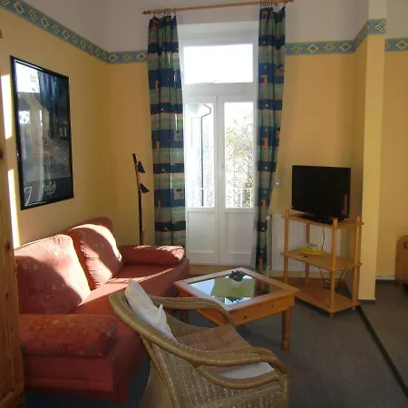 Haus Edelweiss Остзебад Бинц